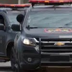 Suspeitos de agredirem desafeto que morreu após acidente trânsito são presos pela CPE Suspeitos de agredirem desafeto que morreu após acidente trânsito são presos pela CPE
