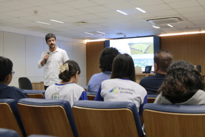 Atividades que celebram a cultura chinesa têm participação de alunos da Escola Municipal Vicente Rodrigues do Prado