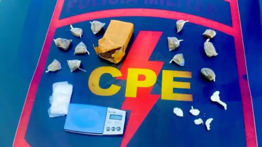 Tráfico de drogas: Ação da CPE em Goianésia resulta na prisão de suspeito nas proximidades do Feirão Tráfico de drogas: Ação da CPE em Goianésia resulta na prisão de suspeito nas proximidades do Feirão