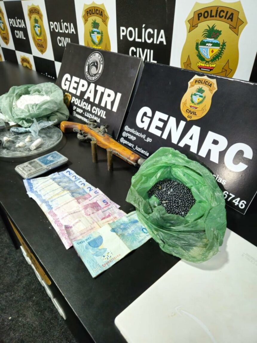 Polícia Civil prende dupla por usar distribuidora de bebidas de fachada para vender drogas, em Luziânia – Policia Civil do Estado de Goiás Polícia Civil prende dupla por usar distribuidora de bebidas de fachada para vender drogas, em Luziânia – Policia Civil do Estado de Goiás