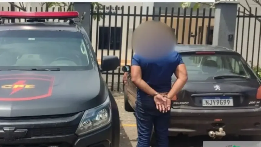 Veículo furtado em Goiânia é recuperado em Goianésia pela CPE Veículo furtado em Goiânia é recuperado em Goianésia pela CPE