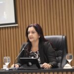 Vereadora Gislene solicita limpeza da área de expansão do cemitério municipal de Goianésia Vereadora Gislene solicita limpeza da área de expansão do cemitério municipal de Goianésia