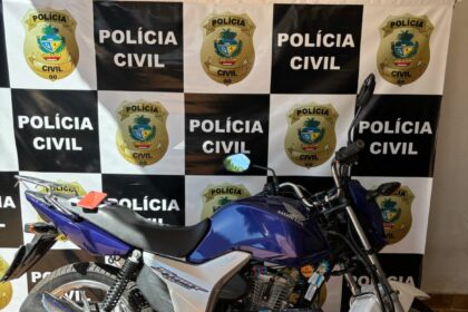 Polícia cumpre buscas contra homem que praticava direção perigosa a bordo de moto e postava em redes sociais