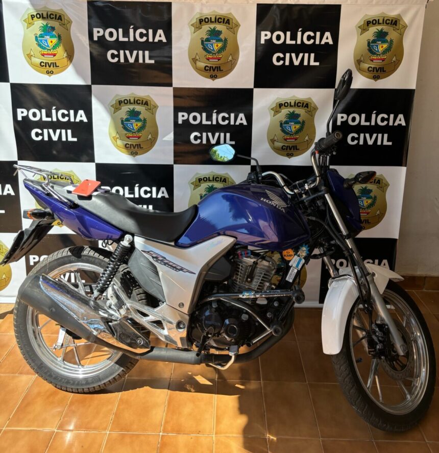 Polícia cumpre buscas contra homem que praticava direção perigosa a bordo de moto e postava em redes sociais Polícia cumpre buscas contra homem que praticava direção perigosa a bordo de moto e postava em redes sociais