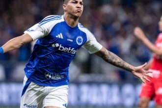 Kaio Jorge marca 2 vezes e Cruzeiro vence Vila Nova pela Copa do Brasil
