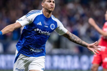Kaio Jorge marca 2 vezes e Cruzeiro vence Vila Nova pela Copa do Brasil