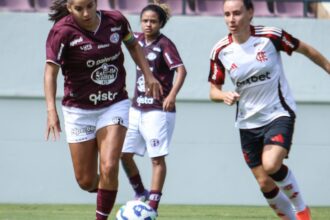 Flamengo vence e tira invencibilidade da Ferroviária no Brasileirão A1 Flamengo vence e tira invencibilidade da Ferroviária no Brasileirão A1