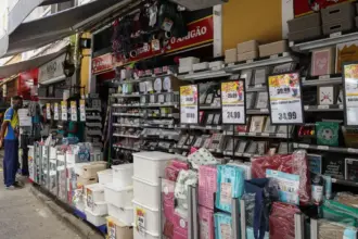 Domingos e feriados sem comércio: portaria fere liberdade econômica, alegam entidades do setor