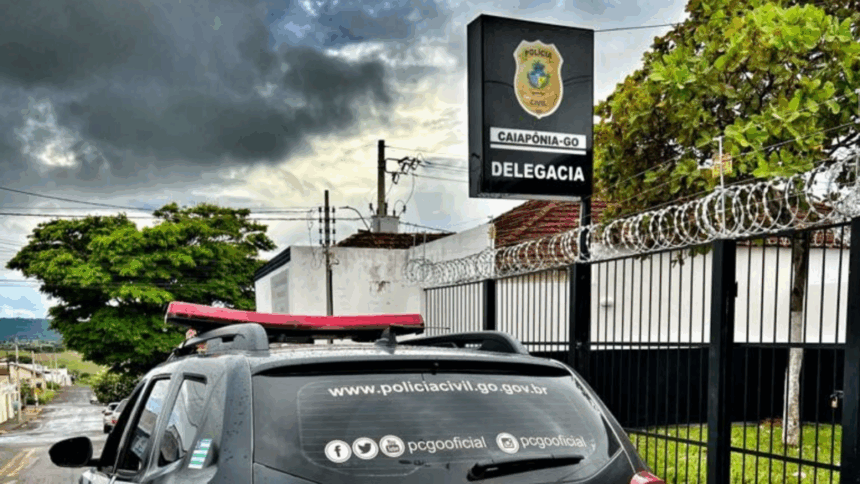 PCGO em apoio a PCMT prende investigado por furto de 100 toneladas de milho no MT – Policia Civil do Estado de Goiás PCGO em apoio a PCMT prende investigado por furto de 100 toneladas de milho no MT – Policia Civil do Estado de Goiás