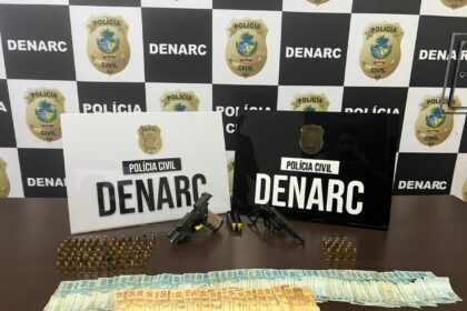 PCGO prende faccionado foragido por homicídios na Bahia em poder de armas de fogo, drogas e dinheiro