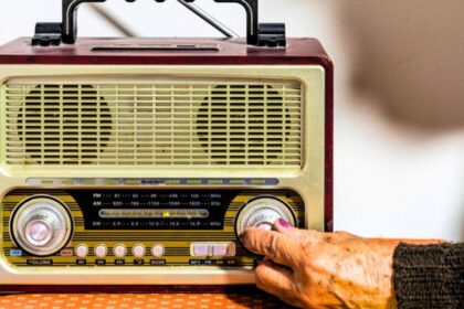 Rádios comunitárias: interessados na operação têm até 14 de março para enviar propostas ao Ministério das Comunicações