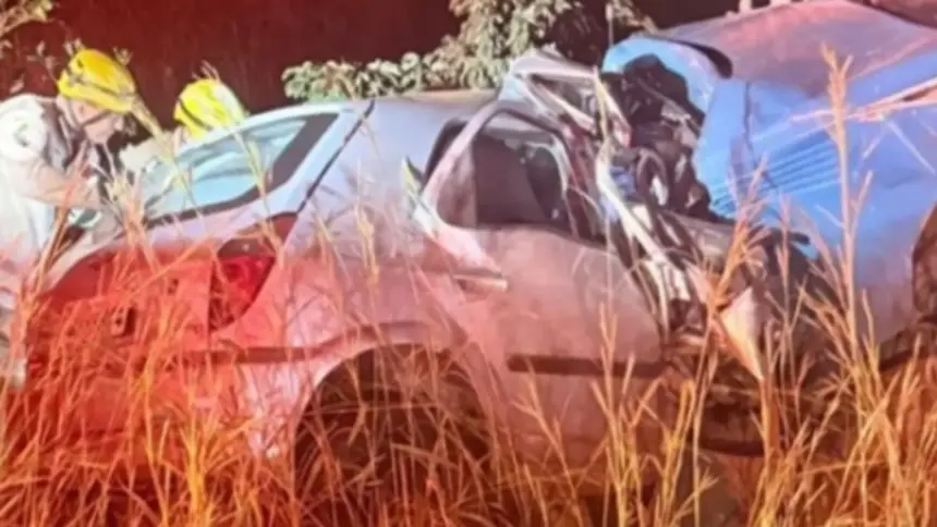 Estudante de medicina de Goianésia morre em colisão frontal com caminhão Estudante de medicina de Goianésia morre em colisão frontal com caminhão