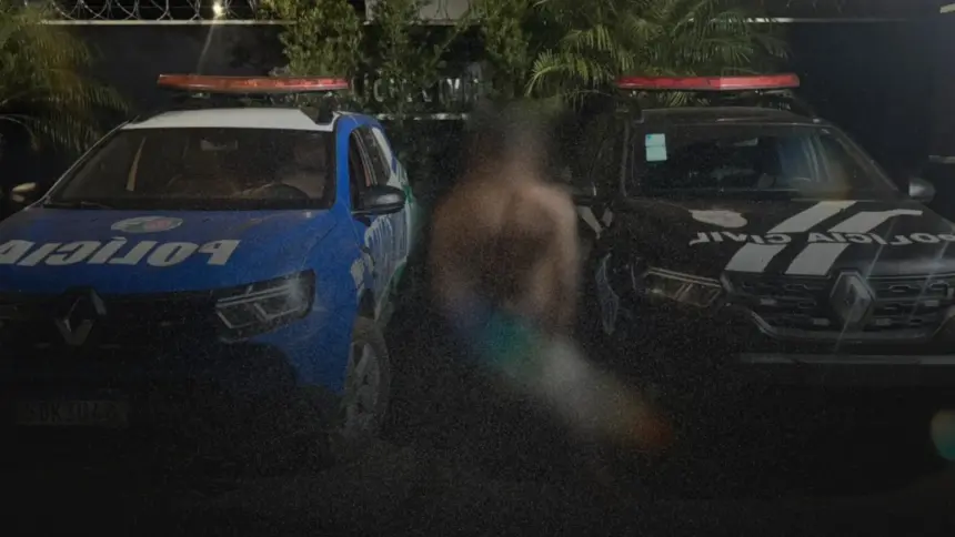 Foragido por homicídio é capturado durante festival em praça pública de Jaraguá Foragido por homicídio é capturado durante festival em praça pública de Jaraguá