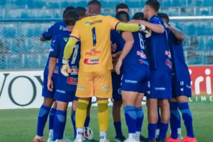 Goianésia perde novamente em casa e se complica na Série D