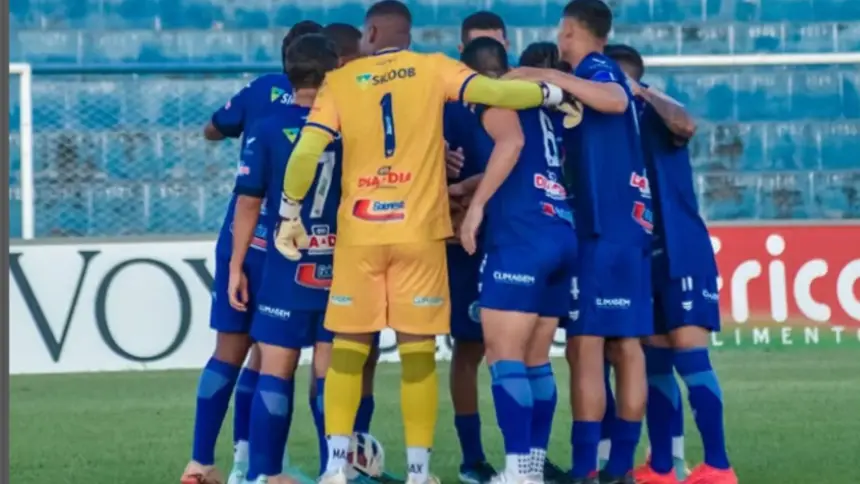 Goianésia perde novamente em casa e se complica na Série D