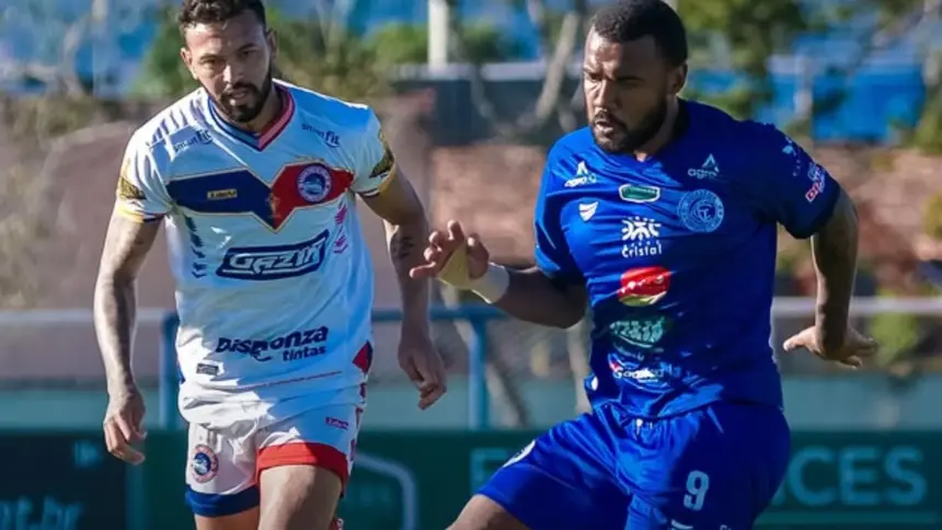 Goianésia volta a tropeçar em casa, empata com Porto Velho e segue fora do G4 Goianésia volta a tropeçar em casa, empata com Porto Velho e segue fora do G4