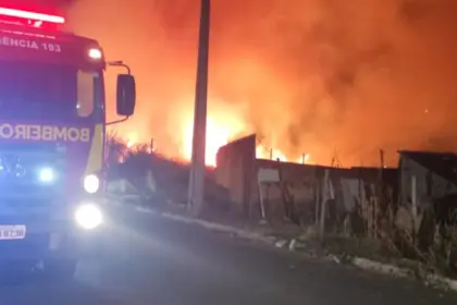 Incêndios simultâneos movimentam o Corpo de Bombeiros de Goianésia