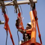 Pipas fora de época acendem alerta para segurança da rede elétrica em Goiás