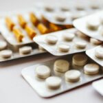 Veja os riscos do uso excessivo de medicamentos por idosos