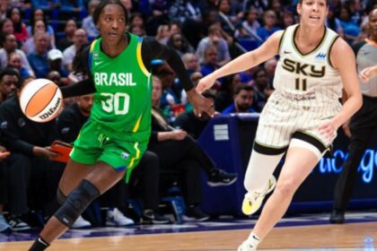Em tour pelos EUA, seleção brasileira cai para o Chicago Sky, da WNBA