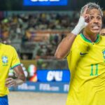 De forma dramática, Brasil vence Itália no Mundial de futebol de praia