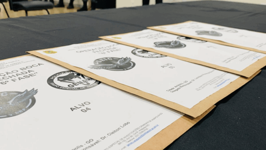 PCGO prende traficantes e apreende drogas em Anápolis PCGO prende traficantes e apreende drogas em Anápolis