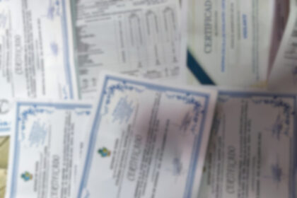 PCGO desarticula esquema voltado à falsificação e comercialização de diplomas falsos em Aparecida de Goiânia