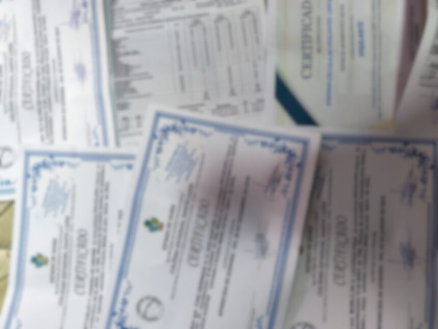 PCGO desarticula esquema voltado à falsificação e comercialização de diplomas falsos em Aparecida de Goiânia PCGO desarticula esquema voltado à falsificação e comercialização de diplomas falsos em Aparecida de Goiânia