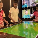 Caravana roda o país com ex-atletas do futebol feminino