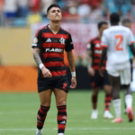 Bayern vence Flamengo por 4 a 2 e marca encontro com o PSG