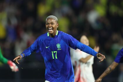 Jhonson decide e Brasil volta a derrotar Japão em amistoso