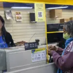 Correios vão atender aposentados e pensionistas com descontos indevidos no INSS Correios vão atender aposentados e pensionistas com descontos indevidos no INSS