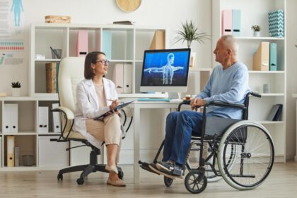 Conheça os sintomas da esclerose lateral amiotrófica Conheça os sintomas da esclerose lateral amiotrófica