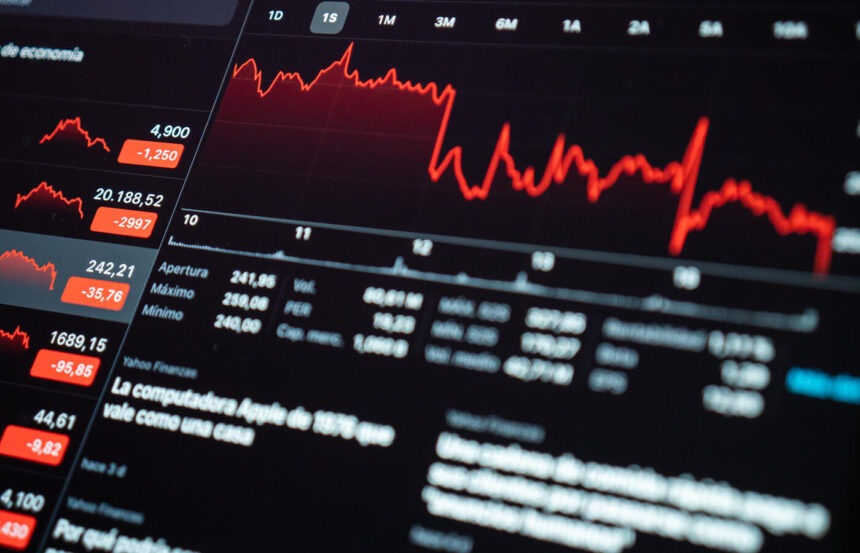 Ibovespa fecha em queda de 0,56% Ibovespa fecha em queda de 0,56%