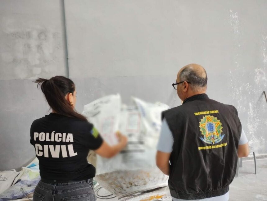 PCGO e MAPA reprimem fabricação e comércio de produtos veterinários impróprios ao consumo – Policia Civil do Estado de Goiás PCGO e MAPA reprimem fabricação e comércio de produtos veterinários impróprios ao consumo – Policia Civil do Estado de Goiás