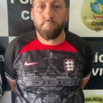 Polícia Civil prende dupla por tentar sacar benefício da Previdência Social usando documento falso, em Jaraguá