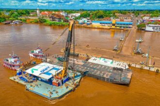 Porto de Parintins (AM) recebe novos módulos flutuantes e reforça operações no Festival Folclórico