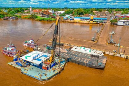 Porto de Parintins (AM) recebe novos módulos flutuantes e reforça operações no Festival Folclórico