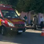 Acidente entre carro e moto deixa três feridos na região oeste de Goianésia