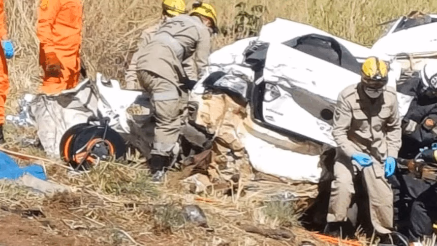 Acidente grave deixa dois mortos na GO-080 entre Nerópolis e Petrolina