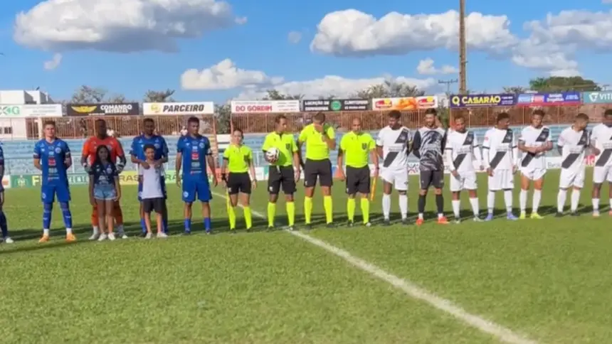 Ato de racismo interrompe partida entre Goianésia e Mixto pela Série D Ato de racismo interrompe partida entre Goianésia e Mixto pela Série D