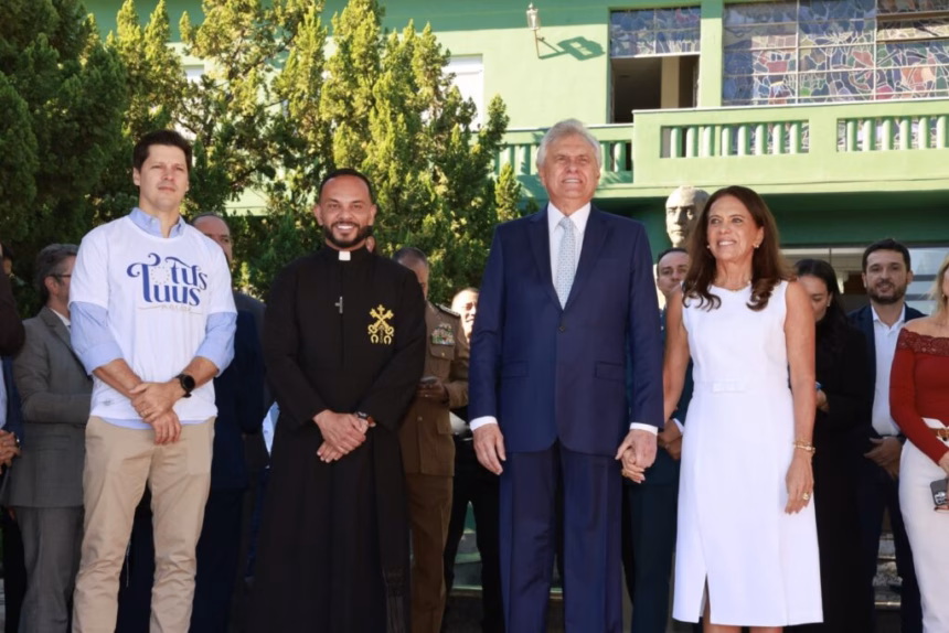 Ao receber imagem peregrina Nossa Senhora das Graças, Daniel Vilela destaca apoio do governo às tradições religiosas – Vice-Governadoria