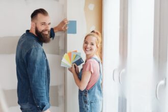 Veja como escolher o tipo correto de tinta para a parede