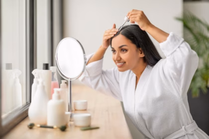 Veja como adaptar truques das redes sociais nos cuidados com o cabelo