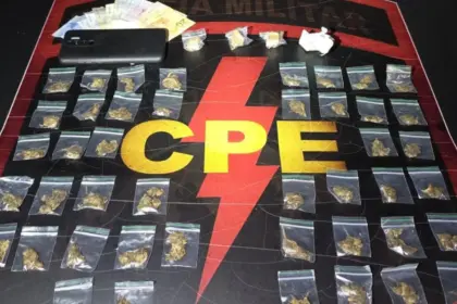 Traficante é preso com porções de crack e “super maconha” em operação da CPE em Goianésia