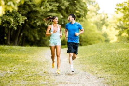 Veja os benefícios da corrida para quem deseja emagrecer e ganhar massa muscular Veja os benefícios da corrida para quem deseja emagrecer e ganhar massa muscular