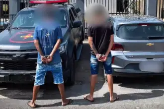 Veículo produto de crime é recuperado pela CPE em Goianésia; dois jovens são apreendidos