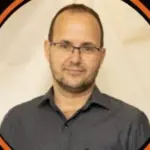 Vibe Podcast recebe Rondiney Arantes para debate sobre fé, literatura e atualidade