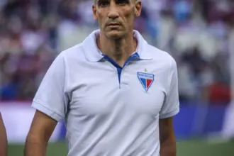 Fortaleza demite técnico Juan Pablo Vojvoda após 4 temporadas