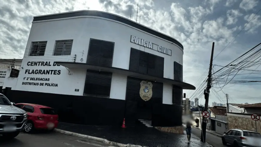 Delegado de Polícia impede homicídio em frente à delegacia em Anápolis – Policia Civil do Estado de Goiás Delegado de Polícia impede homicídio em frente à delegacia em Anápolis – Policia Civil do Estado de Goiás